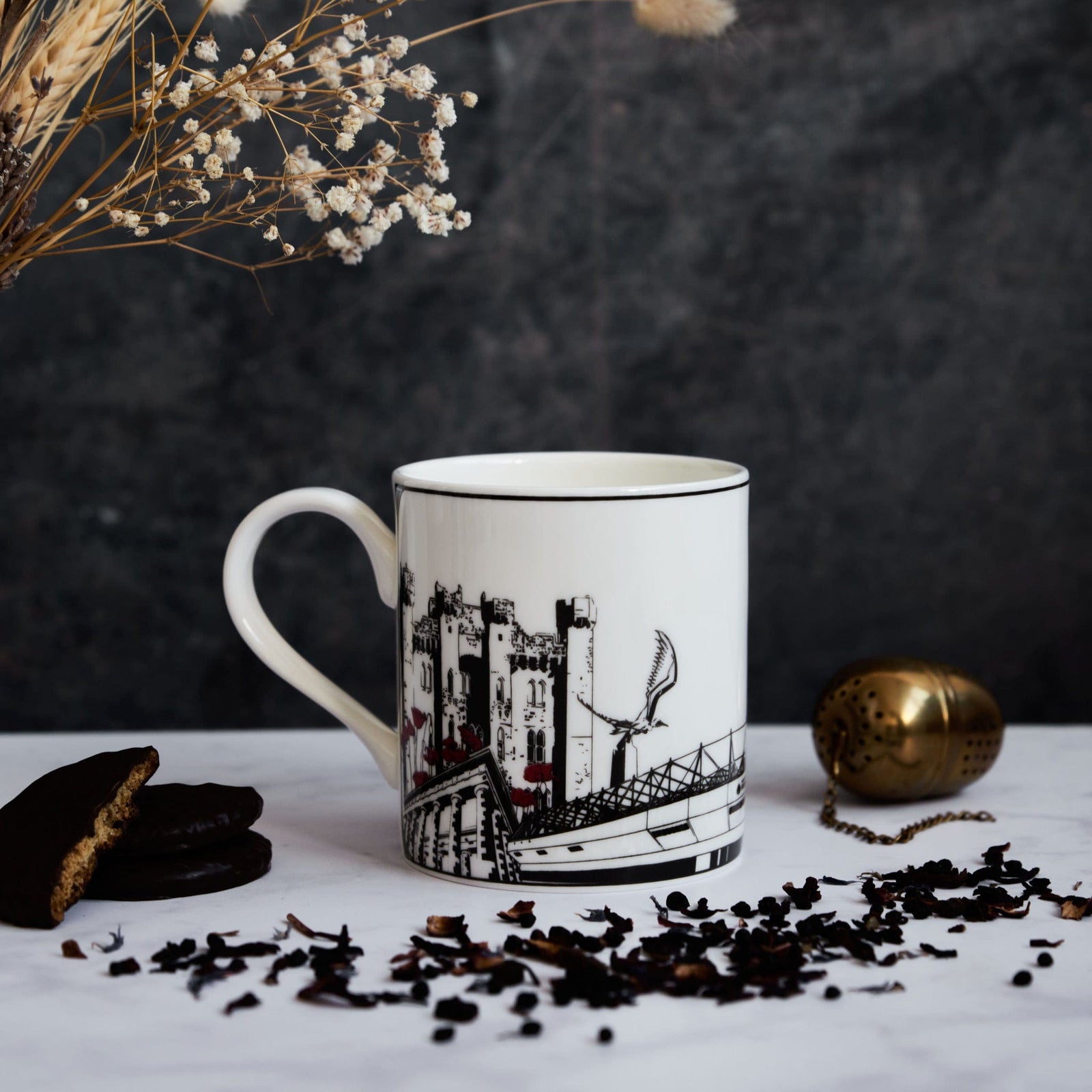 PowderButterfly Mugs Sunderland City Mug illustrated in black and white, featuring Sunderland landmarks and monuments and detailed in red